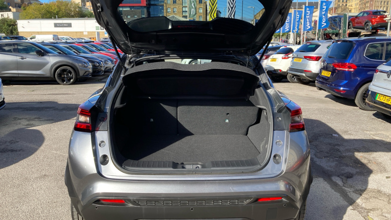 Nissan Juke 1.6 Hybrid N-Connecta 5dr Auto Hybrid Hatchback